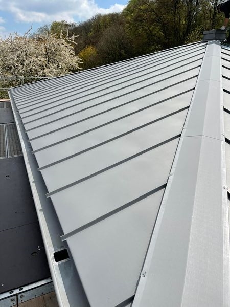 Image 2 : Toiture bâtiment à Differdange : Duprey & Cie s.à r.l.