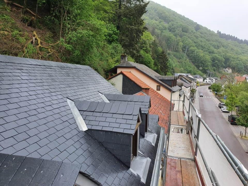 Image 15 : Toiture bâtiment à Haller : Toiture Teixeira
