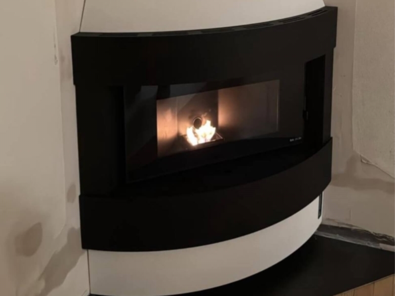 Image 11 : Ramonage cheminée à Grevenmacher : Backes Jos – Äre Kamäinbotzer