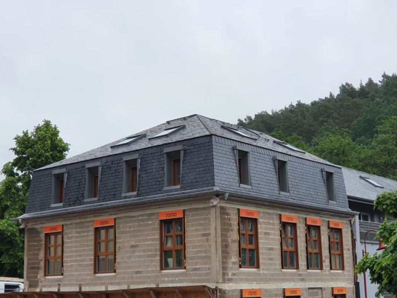 Image 18 : Toiture bâtiment à Haller : Toiture Teixeira