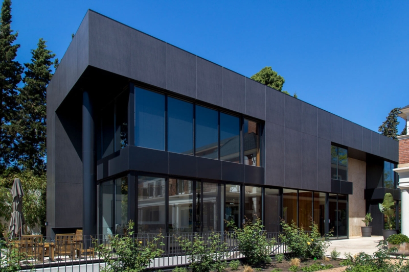 Image 2 : Façade bâtiment à Hautcharage : Eris construction