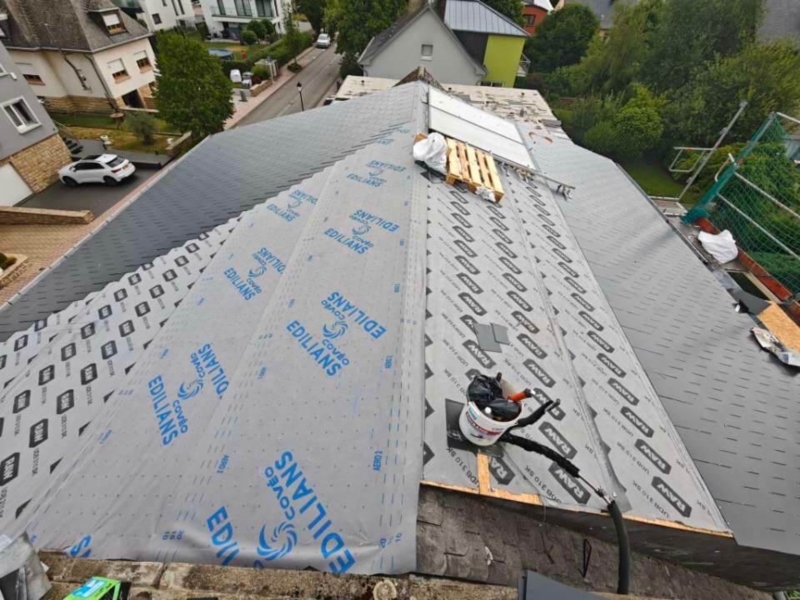 Image 20 : Toiture & couverture à Esch-sur-Alzette : Toiture du Grand-Duché Sàrl
