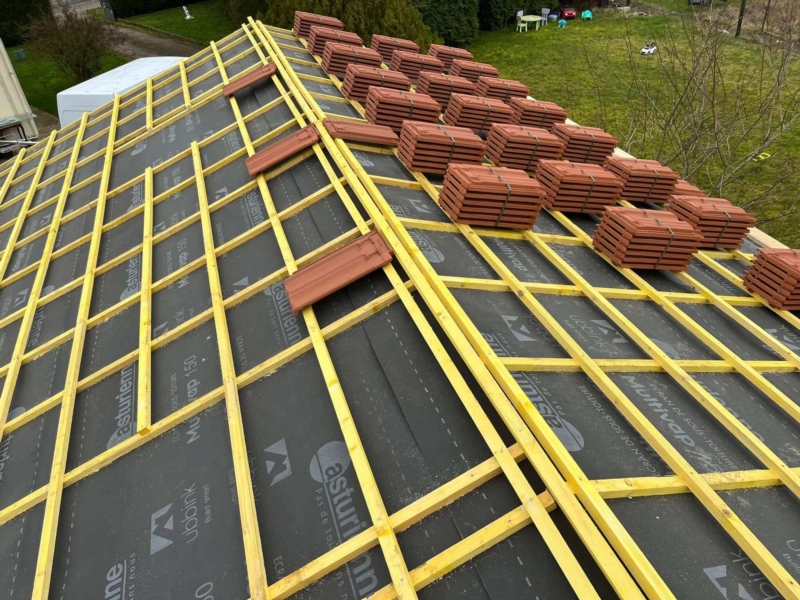 Image 4 : Toiture & couverture à Piennes : Delacre & Fils - Couvreur/Zinguerie/Ramonage