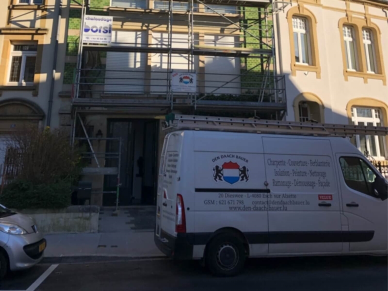Image 24 : Escalier et garde-corps à Esch-sur-Alzette : Den Daach Bauer SARLS